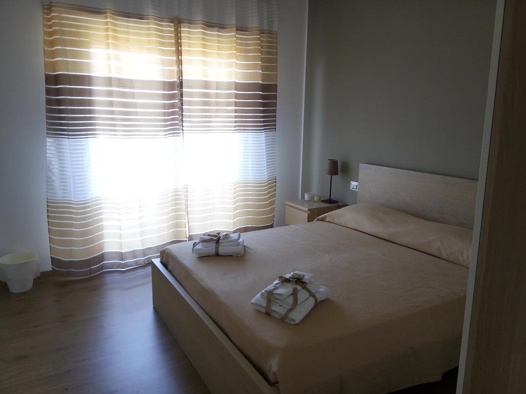 Il Giardino Di Leoca Bed and Breakfast Nicolosi Δωμάτιο φωτογραφία